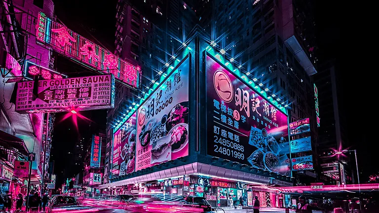 深夜四点半的城市，没有人的时候霓虹才最好看